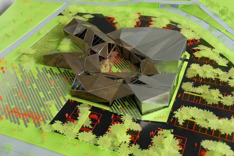 model Le Plan 2